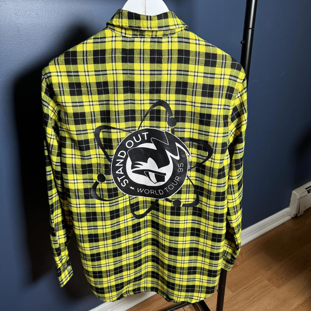 Cakeworthy Stand Out World Tour ’95 Yellow Black Plaid Flannel Shirt S